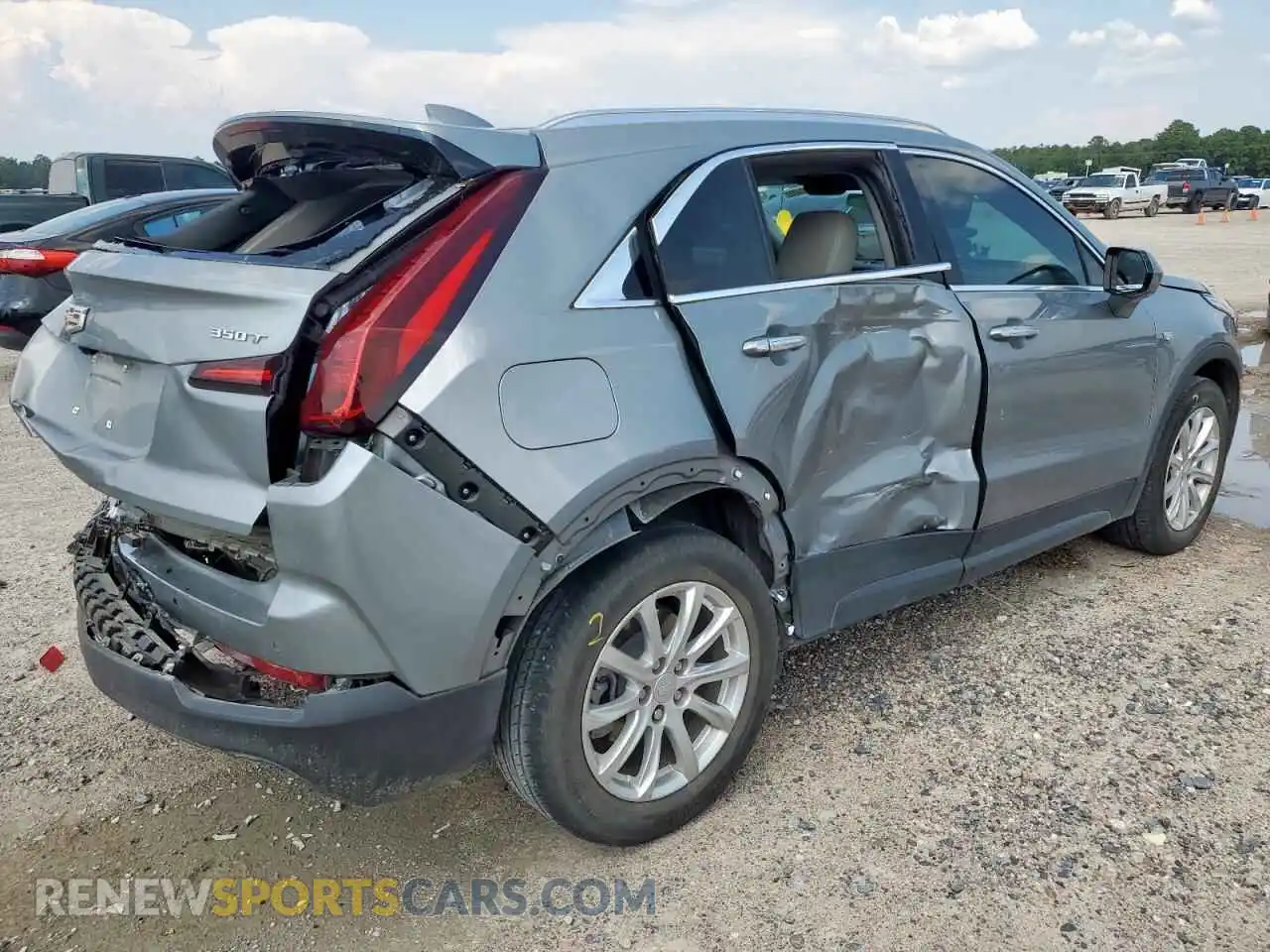 3 fotografías del automóvil dañado 1GYAZAR44PF172975 CADILLAC XT4 2023