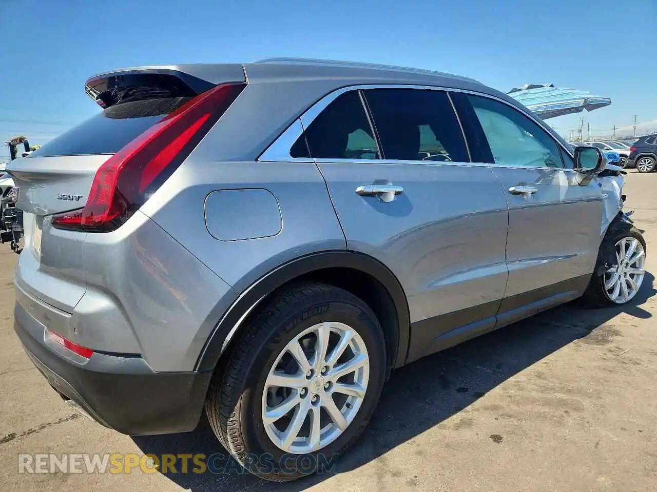 3 Фотография поврежденного автомобиля 1GYAZAR48PF215519 CADILLAC XT4 2023