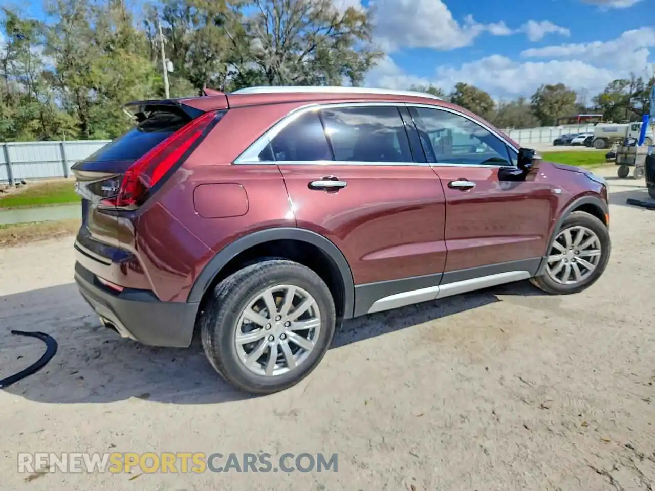 3 Photograph of a damaged car 1GYFZCR4XPF104388 CADILLAC XT4 2023