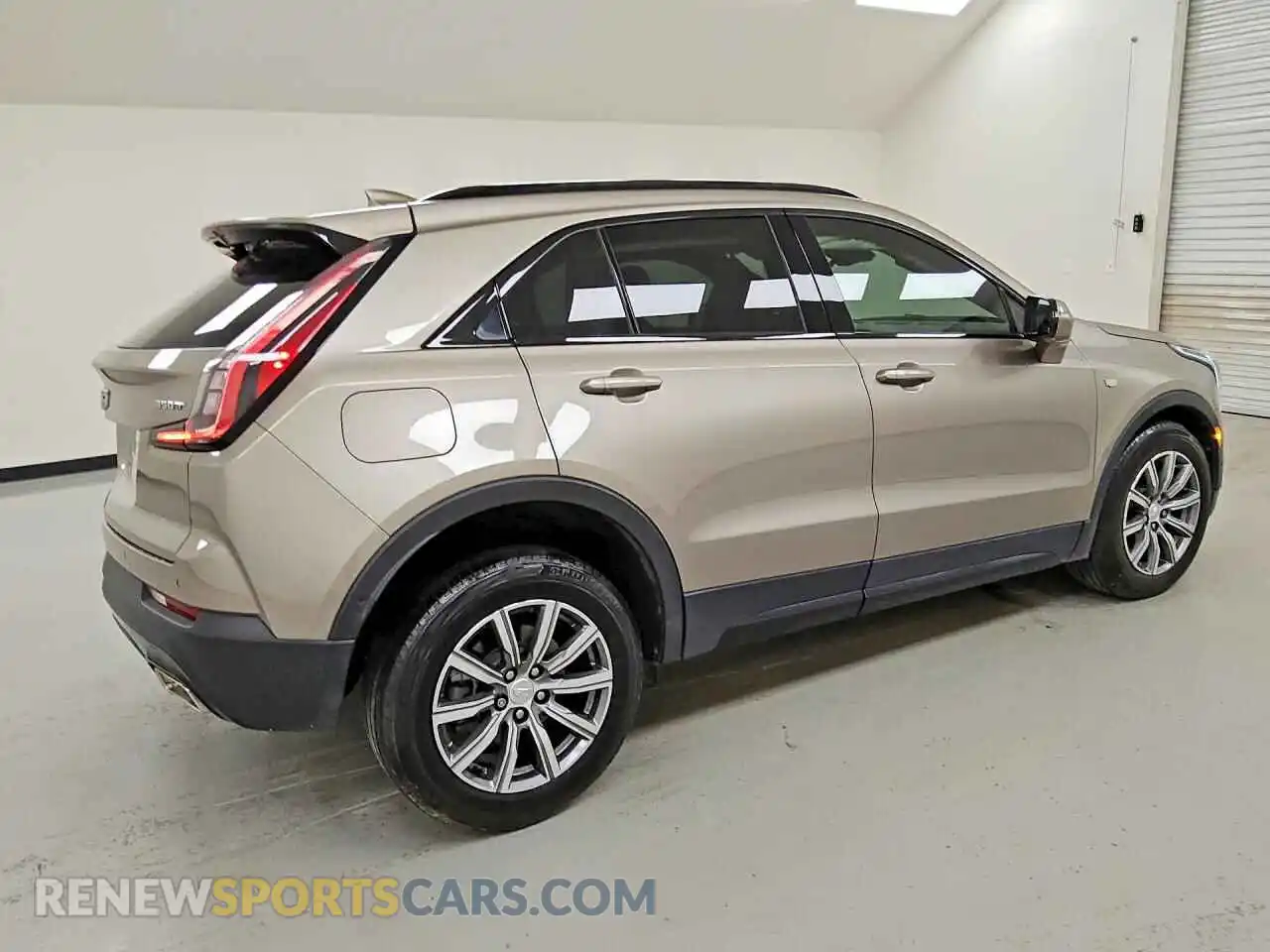 3 fotografías del automóvil dañado 1GYFZER48PF109598 CADILLAC XT4 2023
