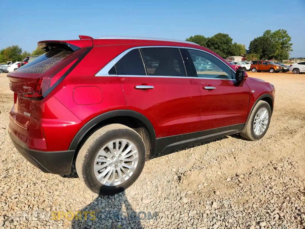 3 Фотография поврежденного автомобиля 1GYAZAR44RF129272 CADILLAC XT4 2024