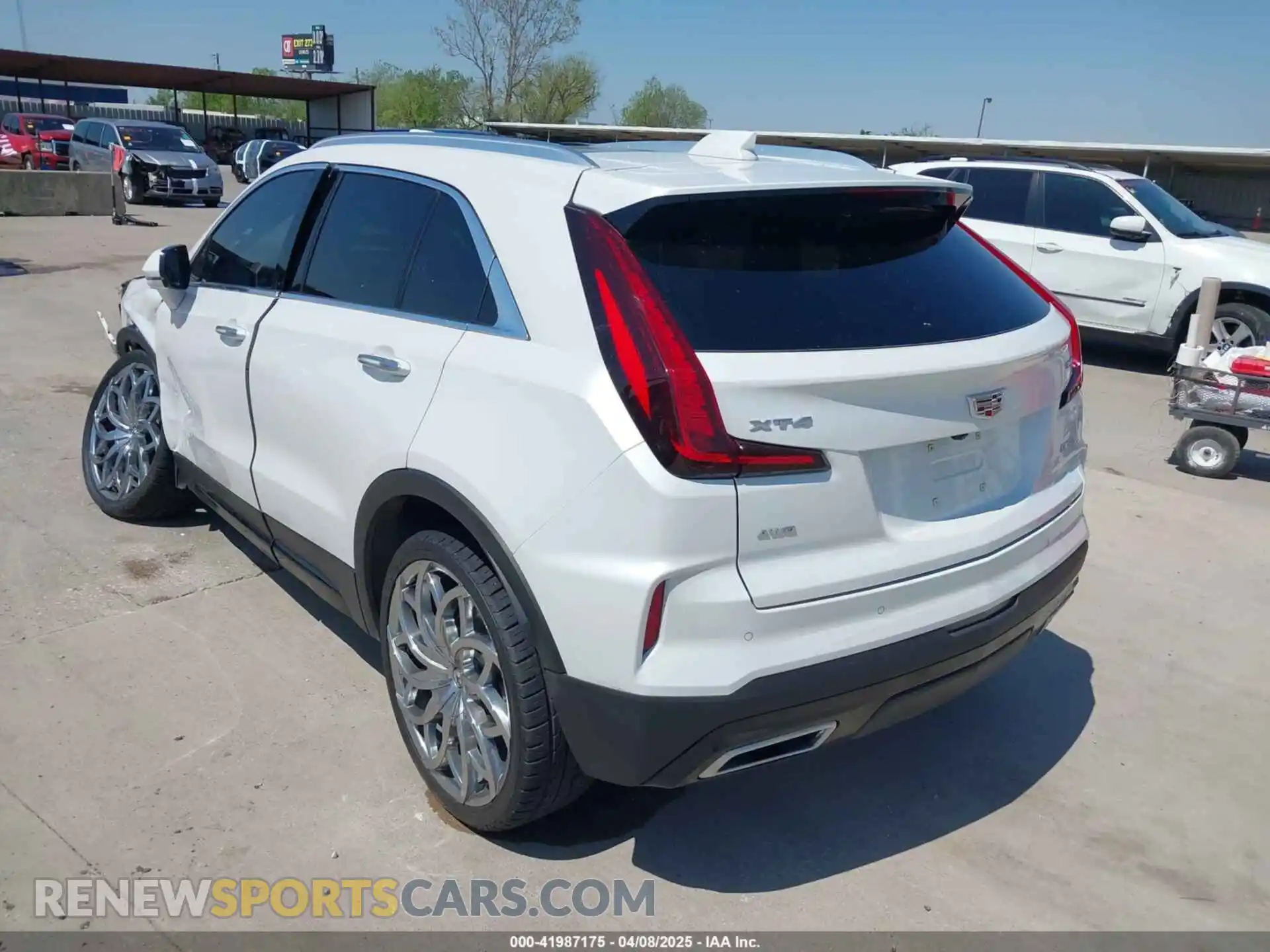 3 Photograph of a damaged car 1GYFZDR40RF100102 CADILLAC XT4 2024