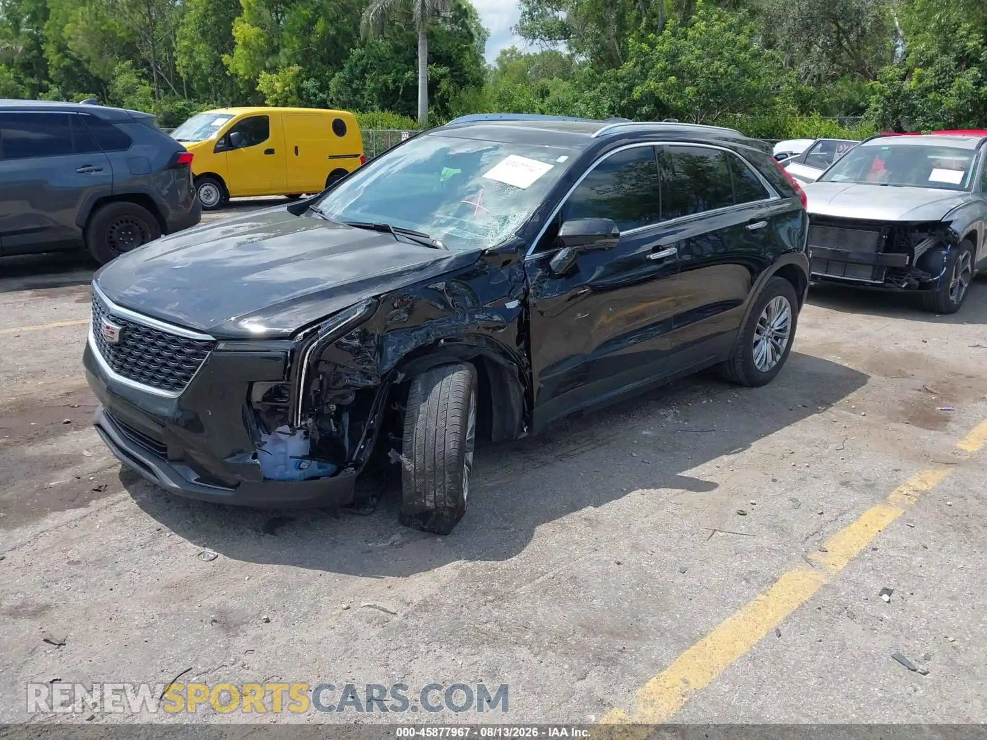 2 Фотография поврежденного автомобиля 1GYFZCR48SF160421 CADILLAC XT4 2025