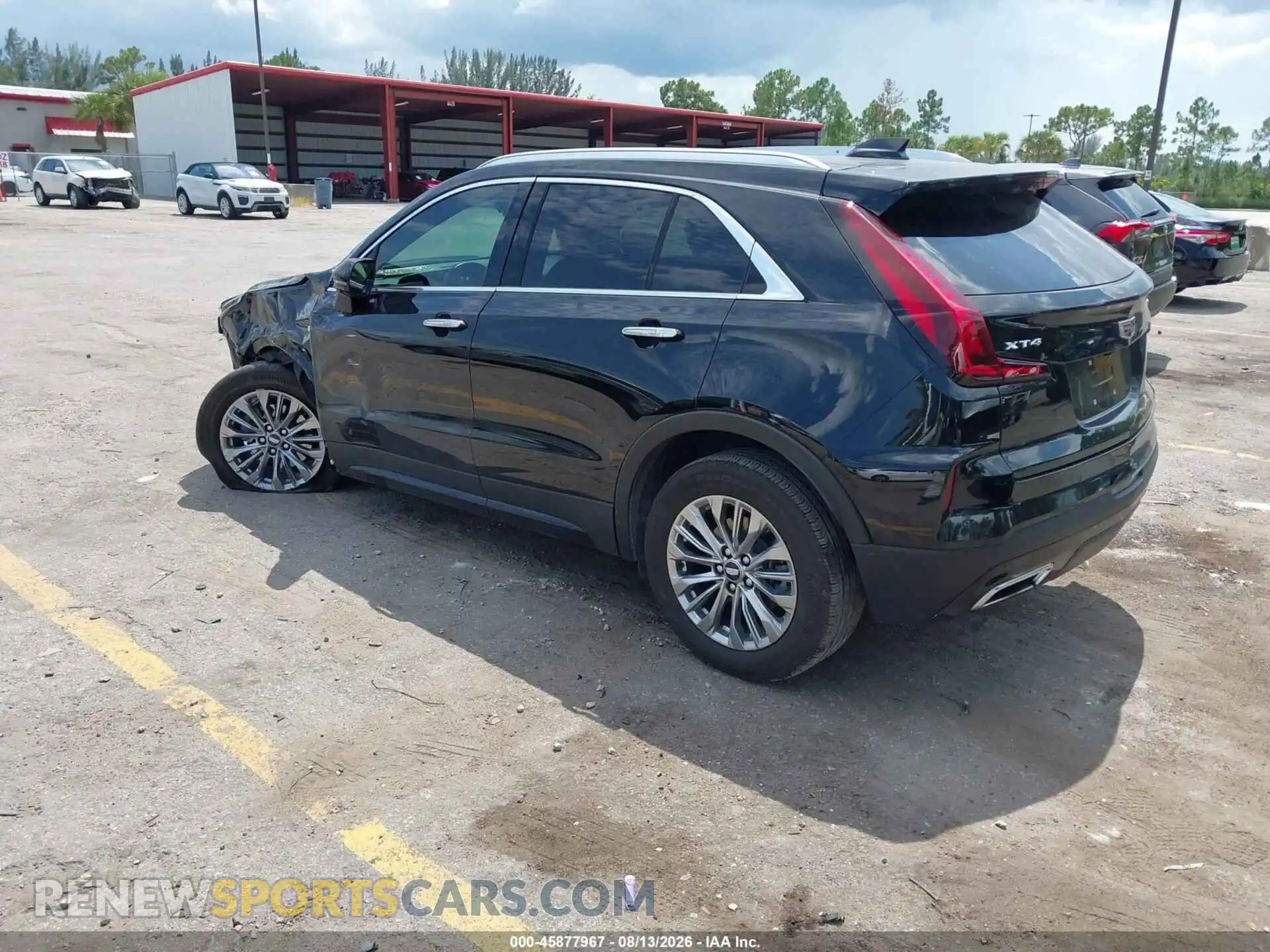 3 Фотография поврежденного автомобиля 1GYFZCR48SF160421 CADILLAC XT4 2025