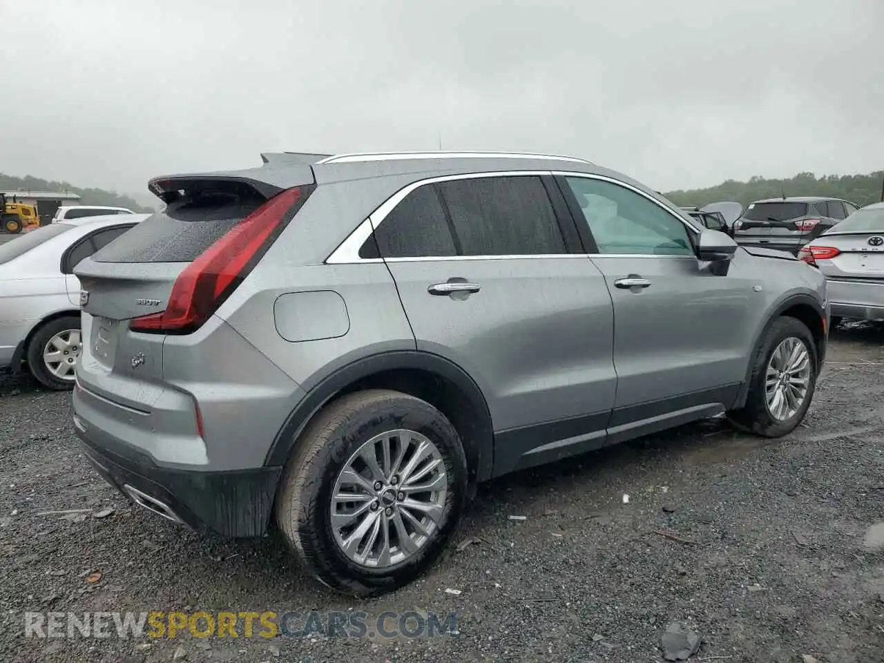 3 Фотография поврежденного автомобиля 1GYFZDR48SF133421 CADILLAC XT4 2025