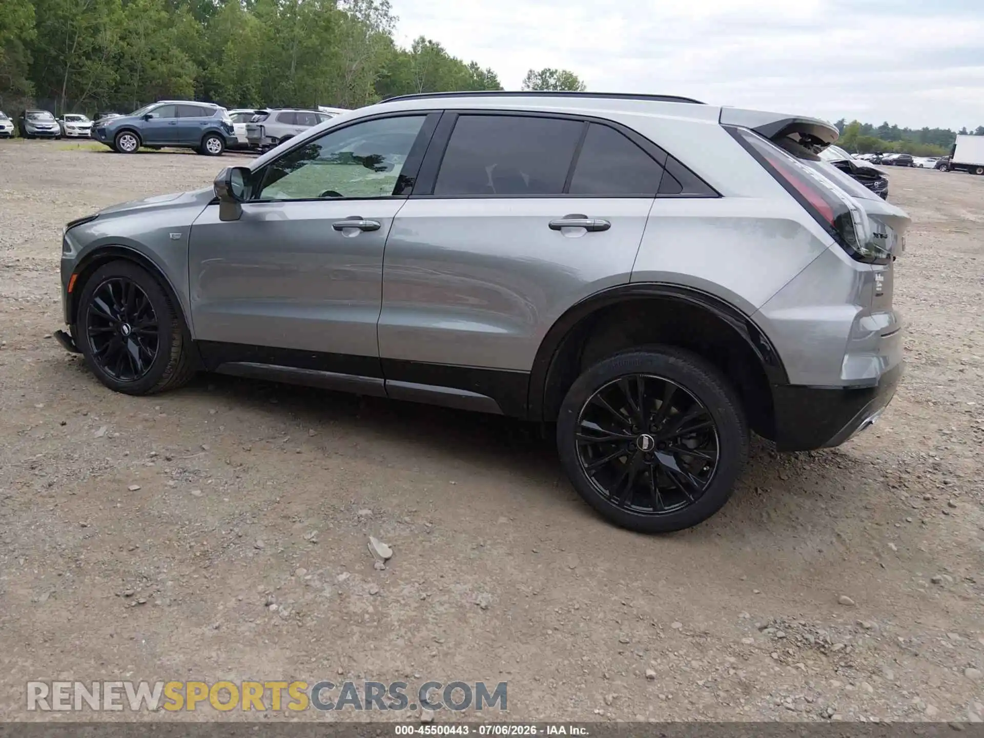 3 Фотография поврежденного автомобиля 1GYFZFR46SF118170 CADILLAC XT4 2025