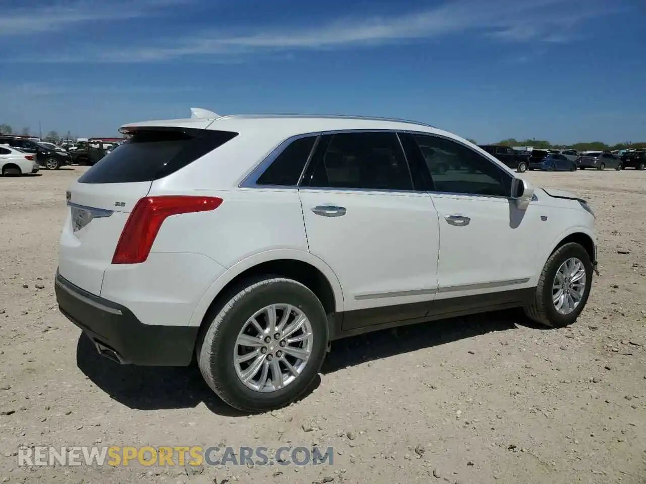 3 Photograph of a damaged car 1GYKNARS0KZ121284 CADILLAC XT5 2019