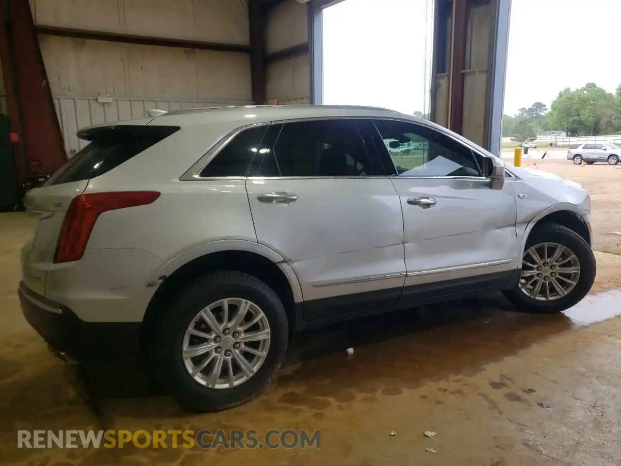 3 Photograph of a damaged car 1GYKNARS1KZ231504 CADILLAC XT5 2019