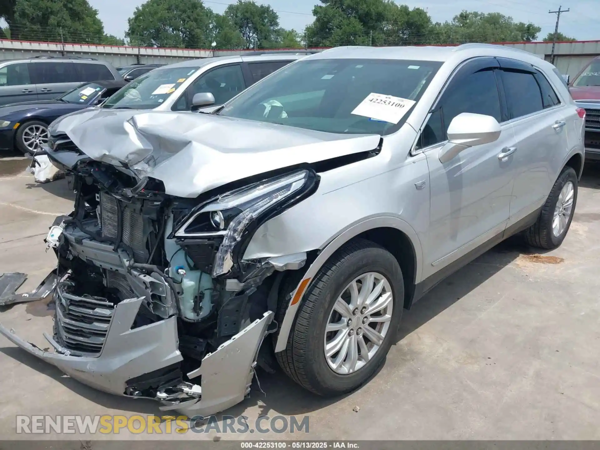 2 Photograph of a damaged car 1GYKNARS1KZ235391 CADILLAC XT5 2019