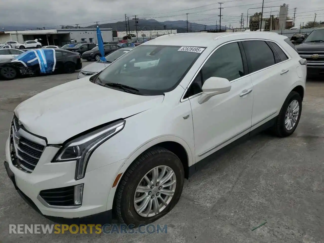 1 Photograph of a damaged car 1GYKNARS5KZ215029 CADILLAC XT5 2019