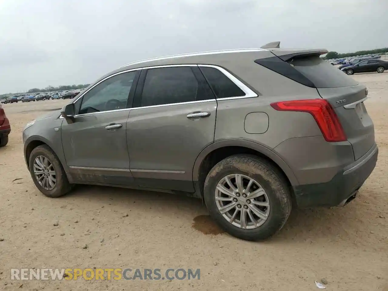 2 Photograph of a damaged car 1GYKNARS9KZ107402 CADILLAC XT5 2019