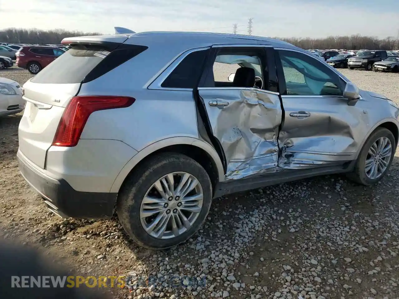 3 Photograph of a damaged car 1GYKNERS3KZ118967 CADILLAC XT5 2019