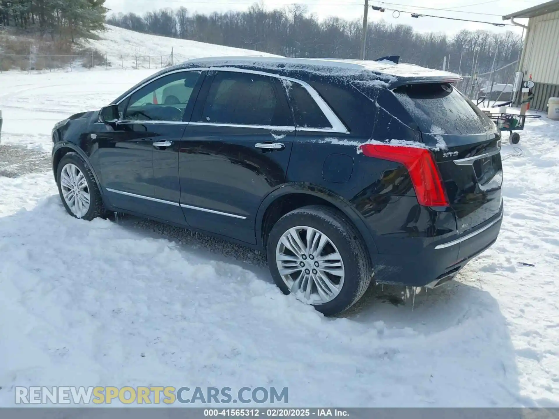 3 Photograph of a damaged car 1GYKNERS7KZ234124 CADILLAC XT5 2019