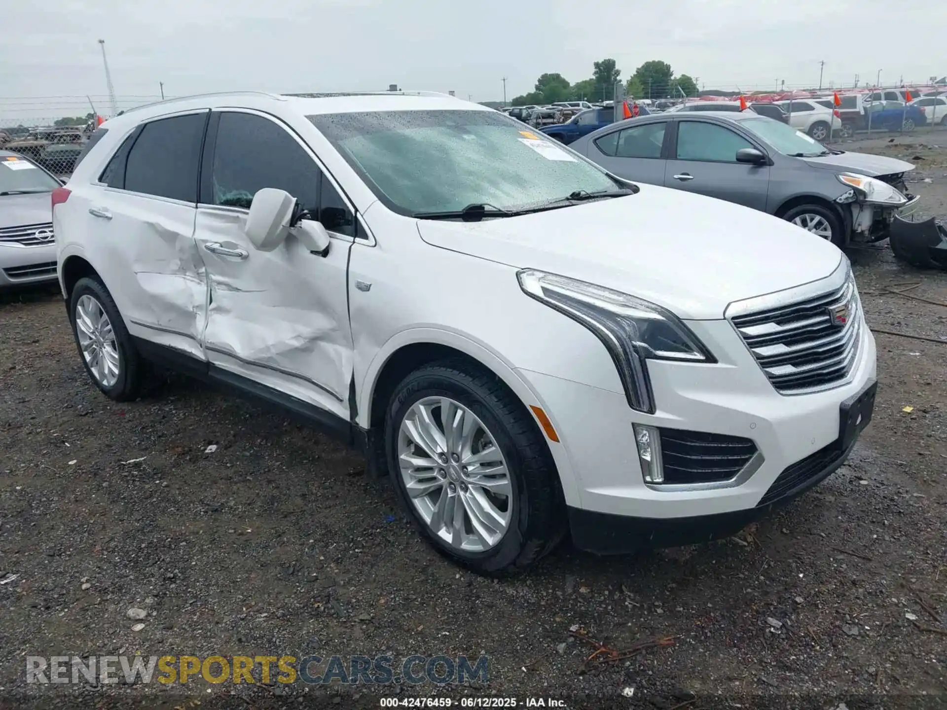 1 Photograph of a damaged car 1GYKNFRS3KZ105139 CADILLAC XT5 2019