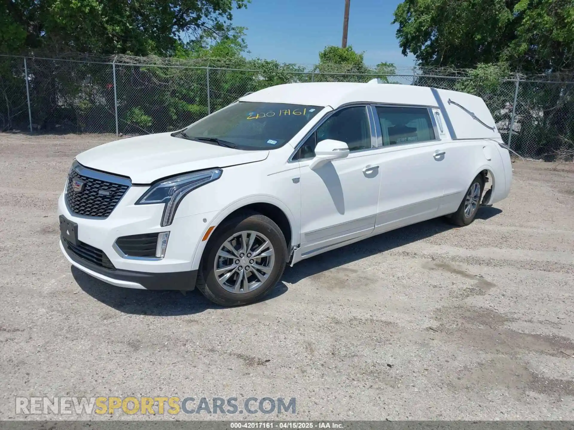 2 Photograph of a damaged car 1GYKNAR47MZ210905 CADILLAC XT5 2021