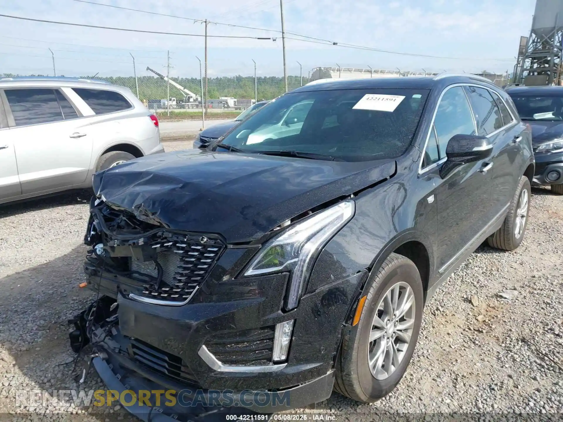 2 Photograph of a damaged car 1GYKNDRS6MZ207154 CADILLAC XT5 2021