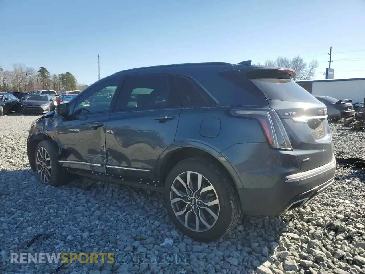 2 Photograph of a damaged car 1GYKNGRS0MZ105530 CADILLAC XT5 2021