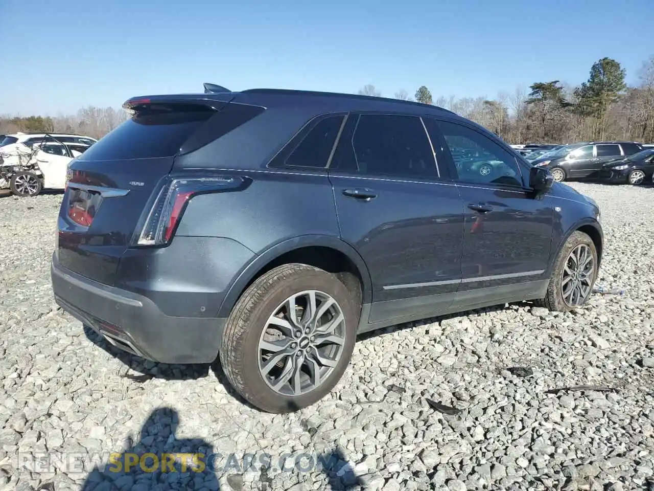 3 Photograph of a damaged car 1GYKNGRS0MZ105530 CADILLAC XT5 2021