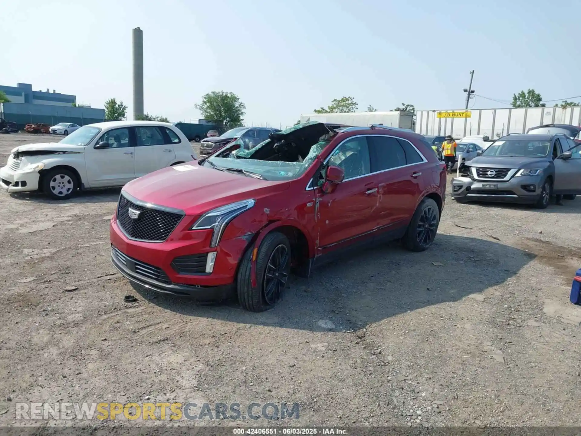 2 Photograph of a damaged car 1GYKNFRS5NZ104675 CADILLAC XT5 2022