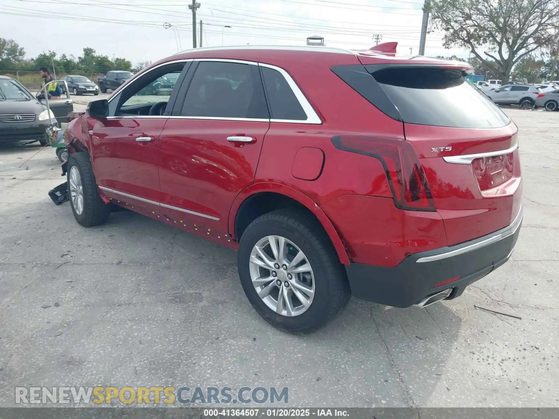 3 Photograph of a damaged car 1GYKNAR48RZ716976 CADILLAC XT5 2024