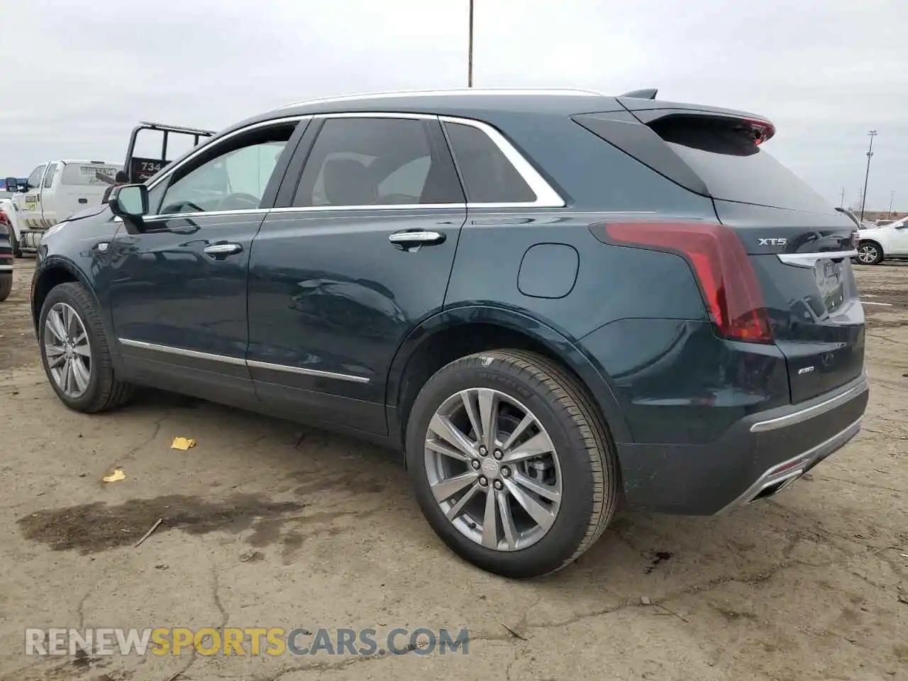 2 Photograph of a damaged car 1GYKNDR47RZ737738 CADILLAC XT5 2024