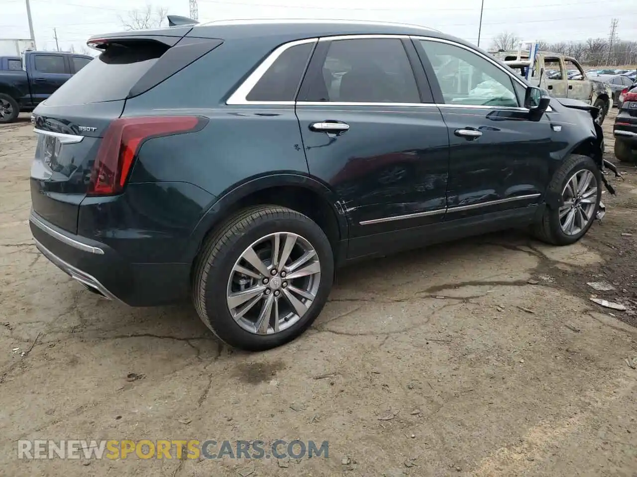 3 Photograph of a damaged car 1GYKNDR47RZ737738 CADILLAC XT5 2024