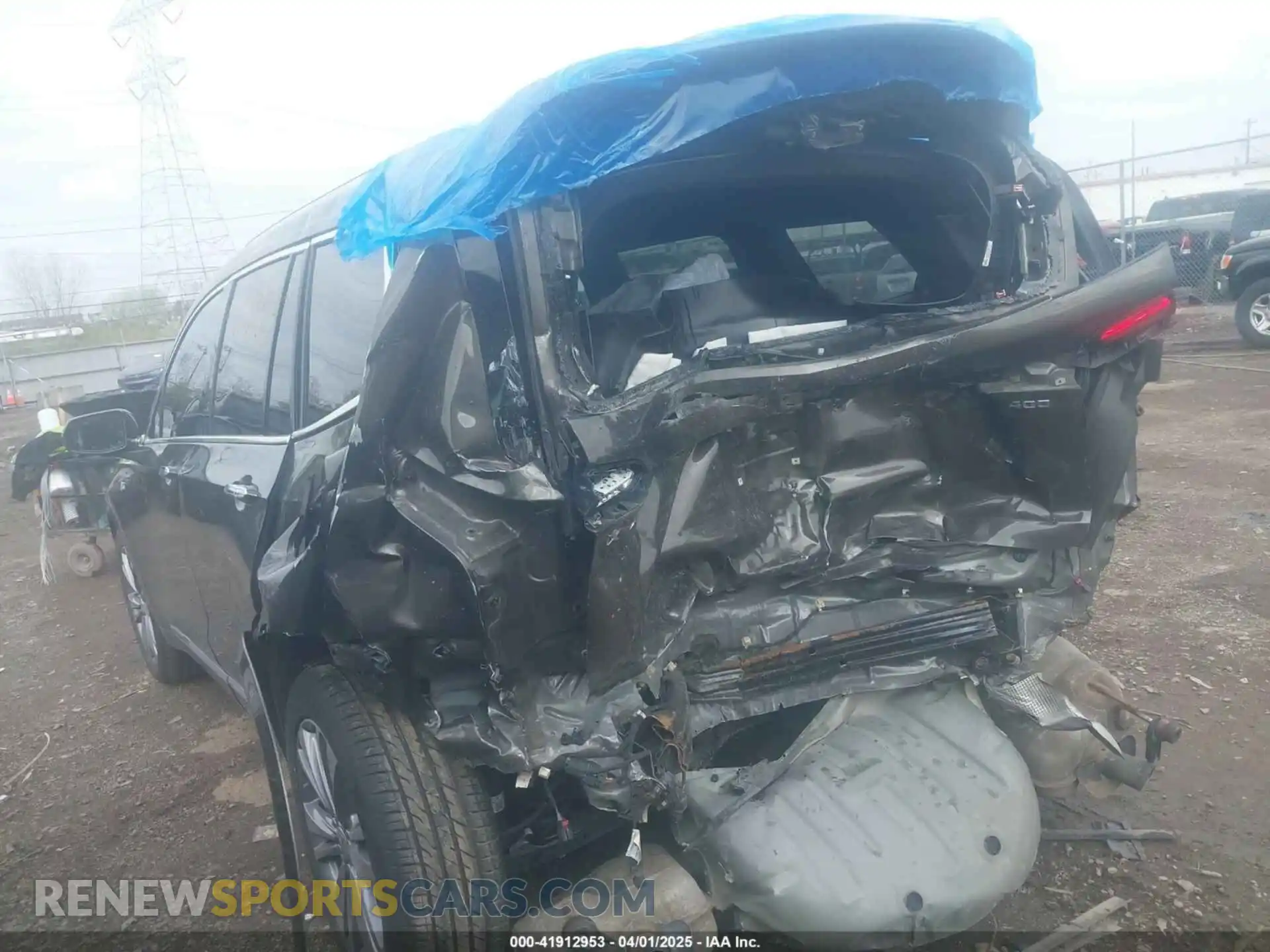 3 Photograph of a damaged car 1GYKPCRS0LZ136228 CADILLAC XT6 2020