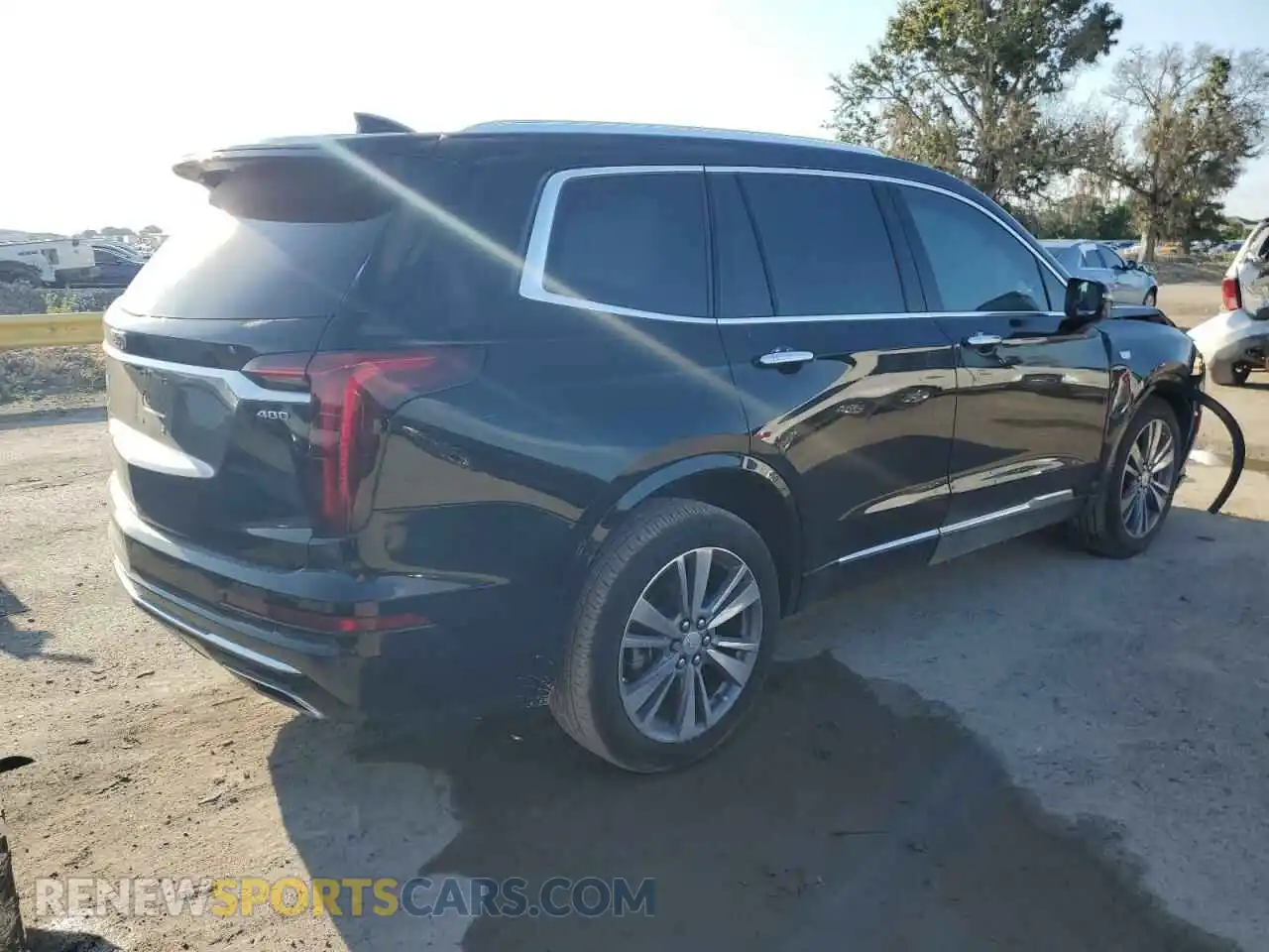 3 Photograph of a damaged car 1GYKPCRS3LZ124137 CADILLAC XT6 2020
