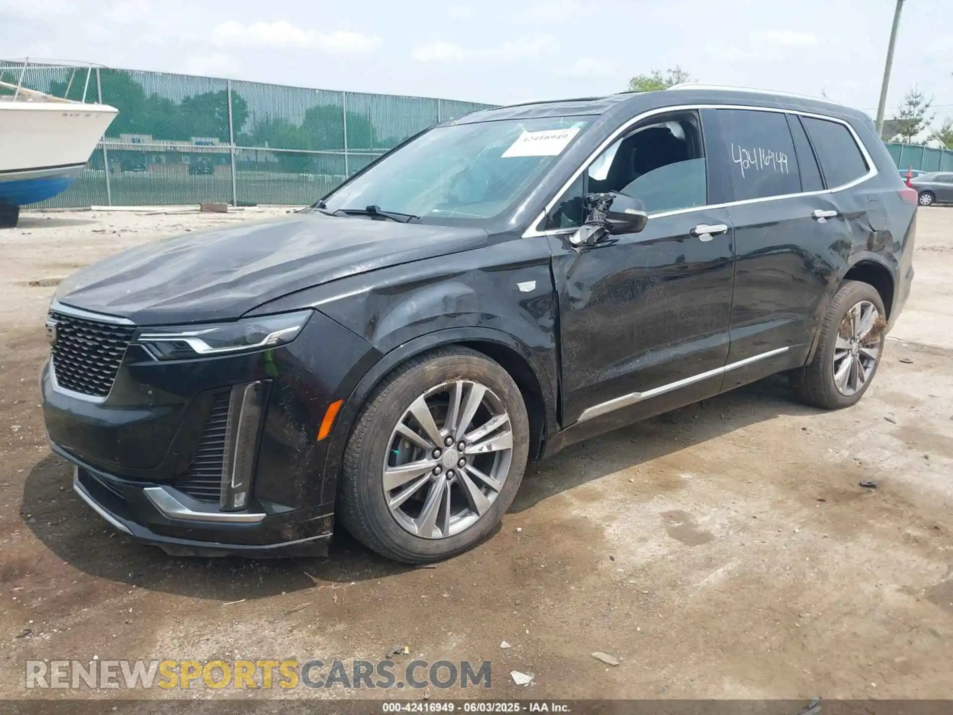 2 Photograph of a damaged car 1GYKPCRS6LZ148058 CADILLAC XT6 2020