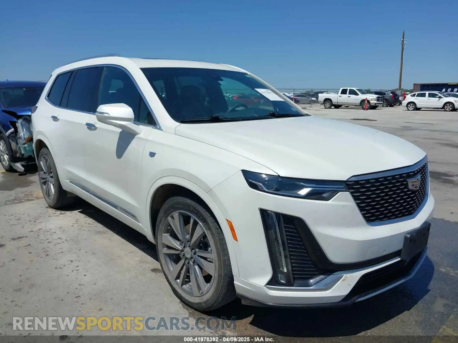 1 Photograph of a damaged car 1GYKPCRS2MZ151718 CADILLAC XT6 2021