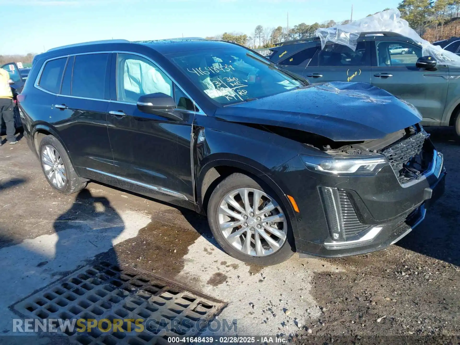 1 Photograph of a damaged car 1GYKPCRSXMZ222454 CADILLAC XT6 2021