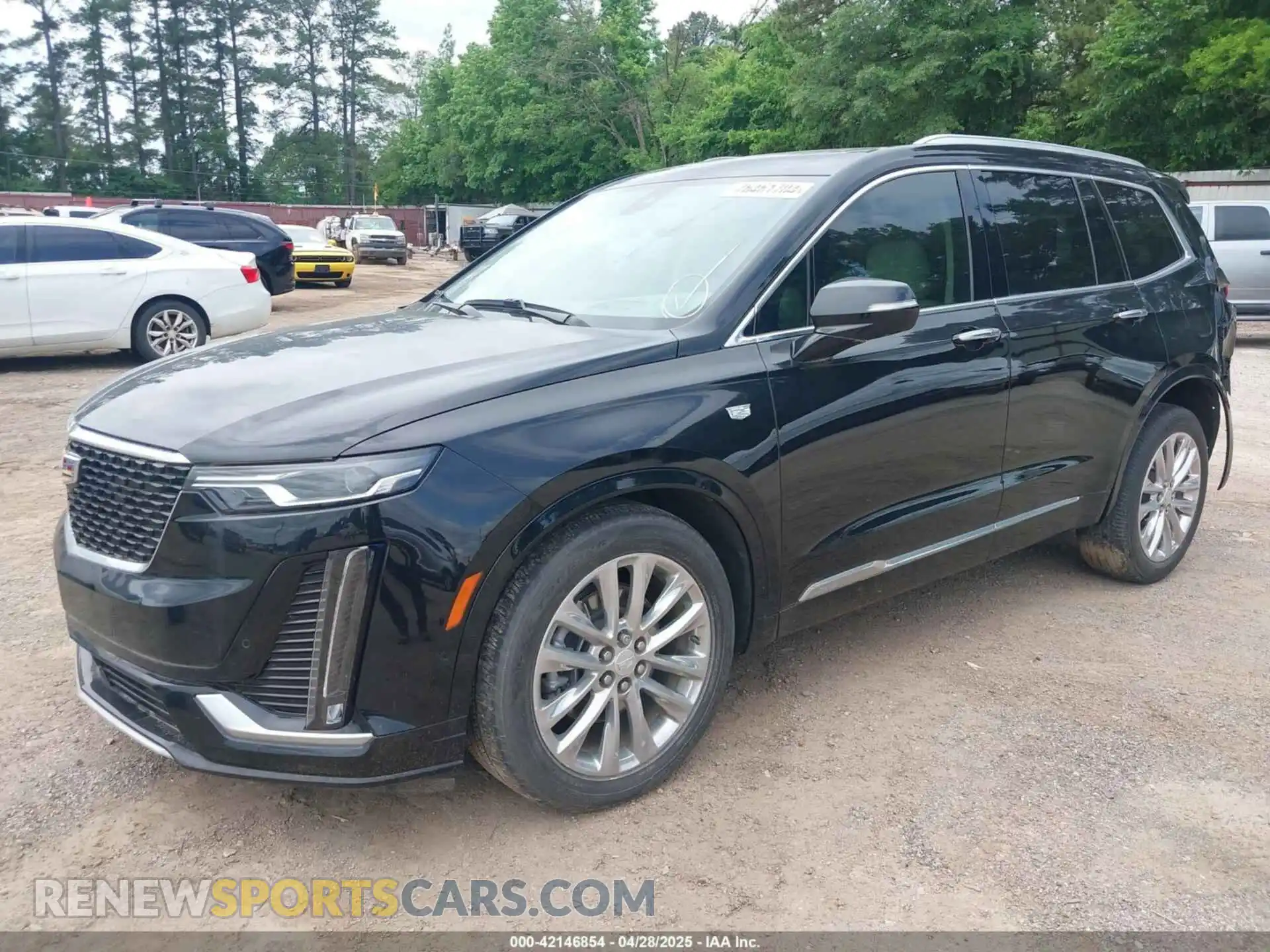 2 Photograph of a damaged car 1GYKPCRS3NZ126862 CADILLAC XT6 2022