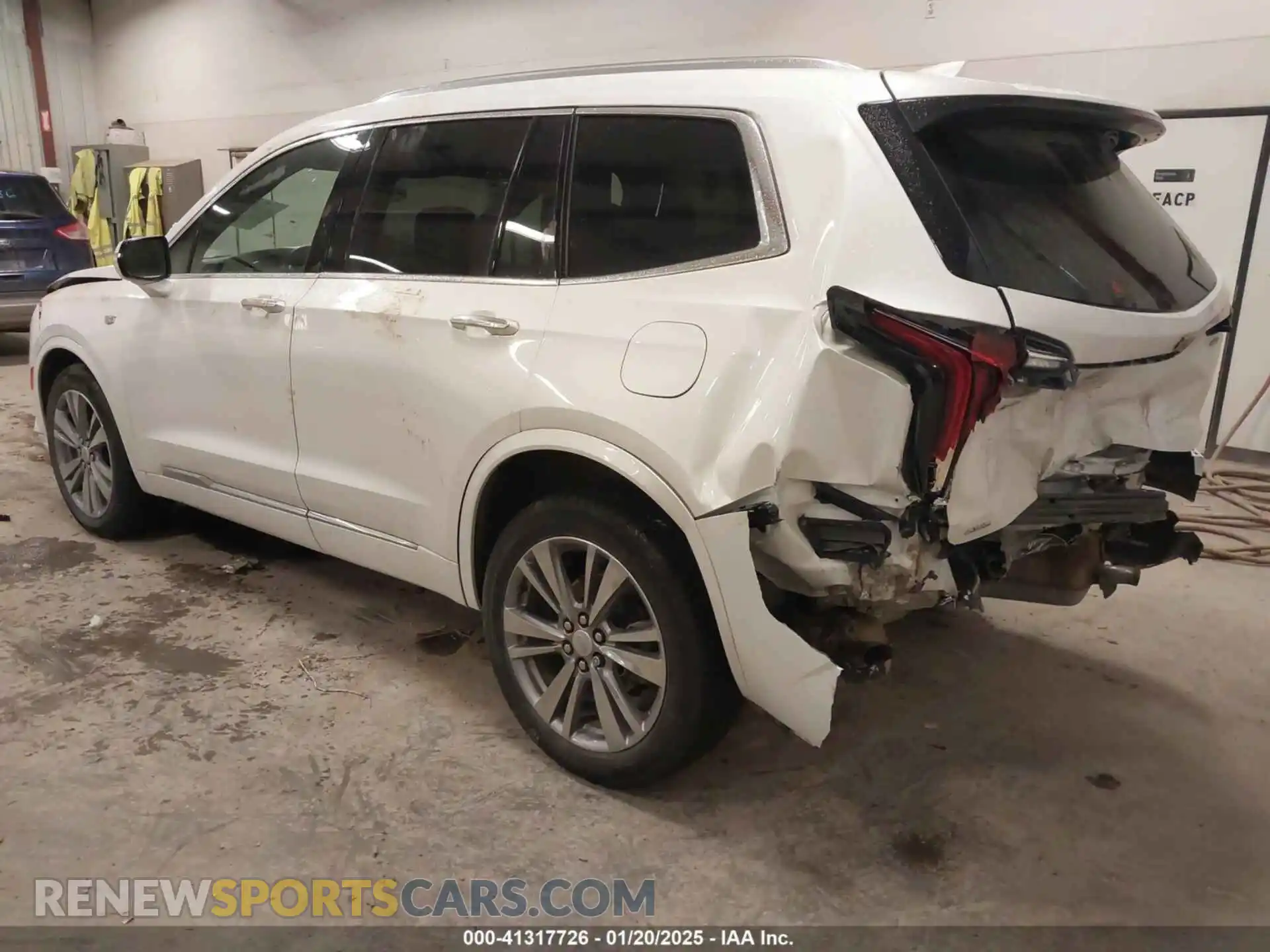 3 Фотография поврежденного автомобиля 1GYKPDRS3PZ198461 CADILLAC XT6 2023