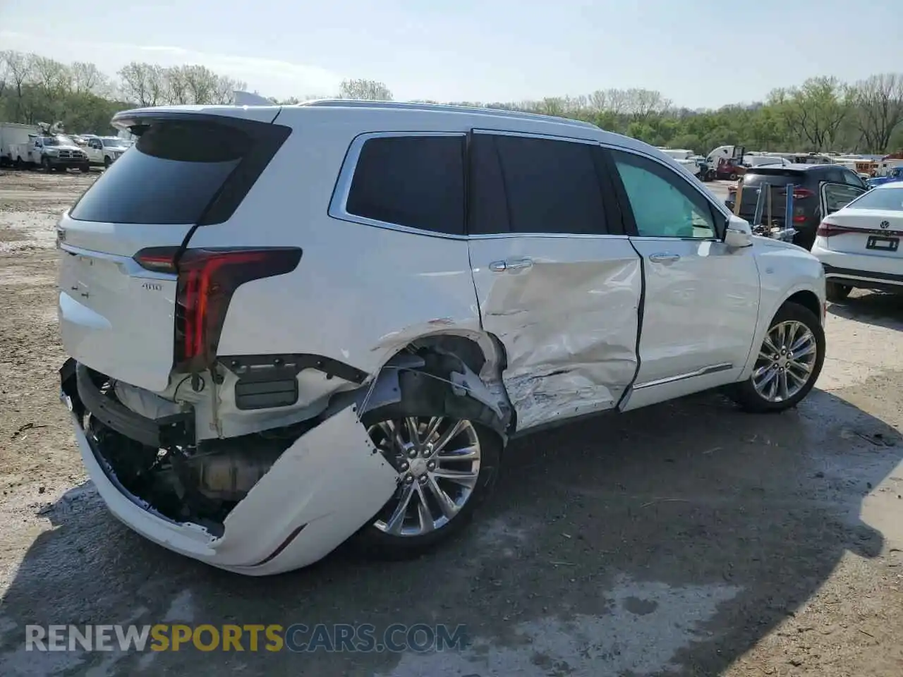 3 Photograph of a damaged car 1GYKPDRS9PZ191241 CADILLAC XT6 2023