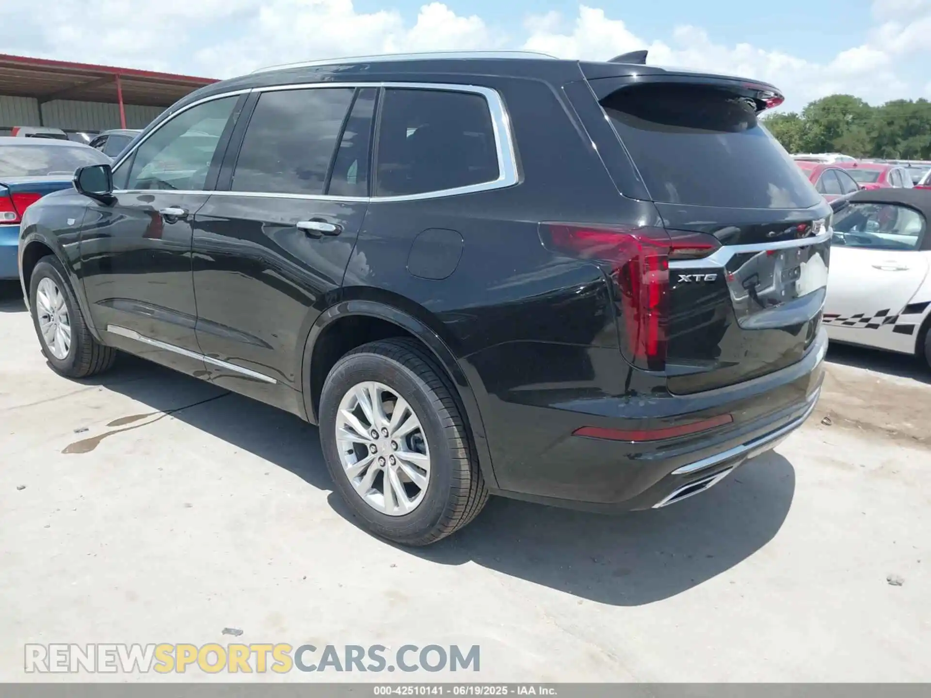 3 Фотография поврежденного автомобиля 1GYKPAR46RZ757746 CADILLAC XT6 2024