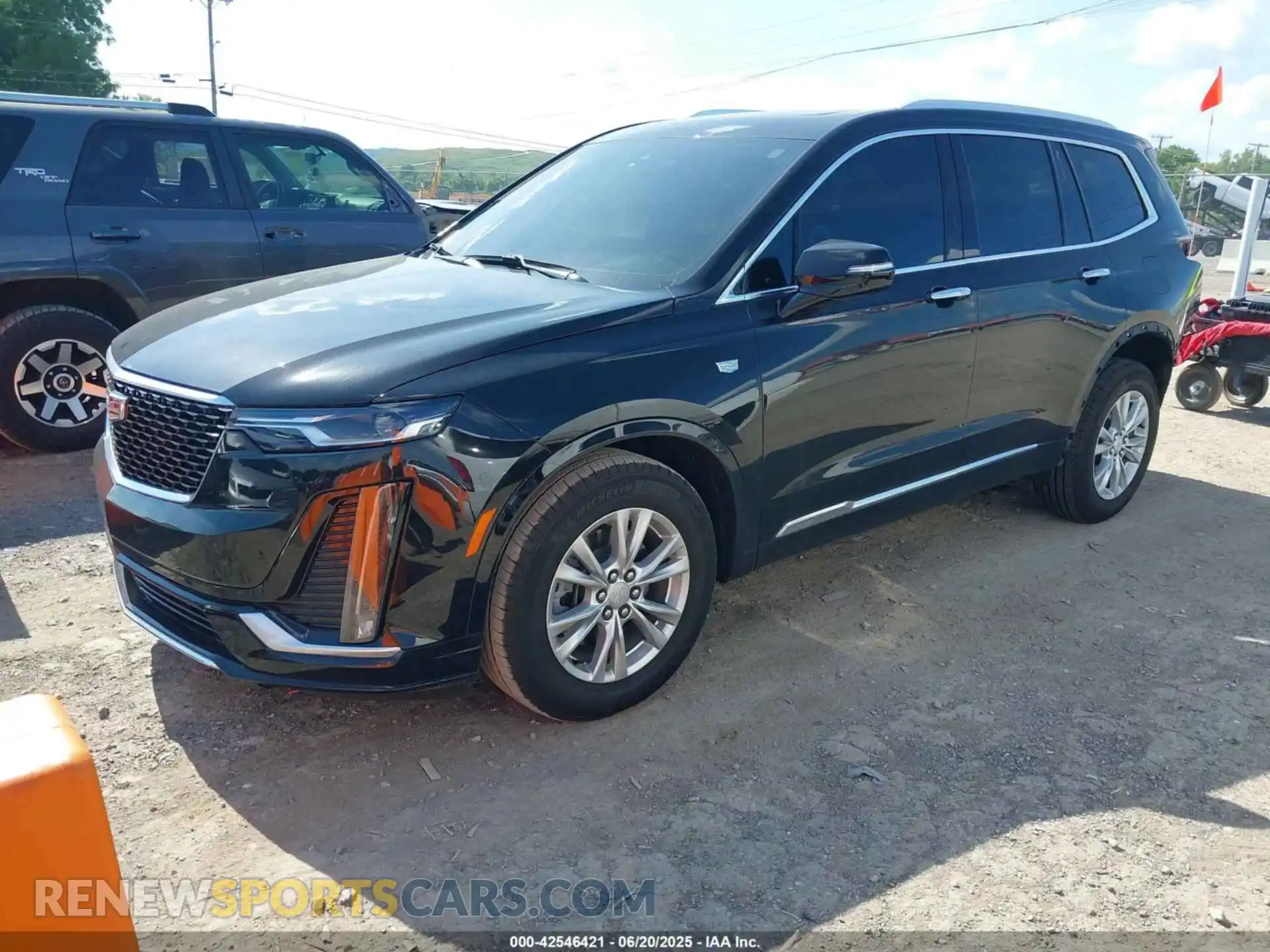 2 Фотография поврежденного автомобиля 1GYKPAR47RZ728689 CADILLAC XT6 2024