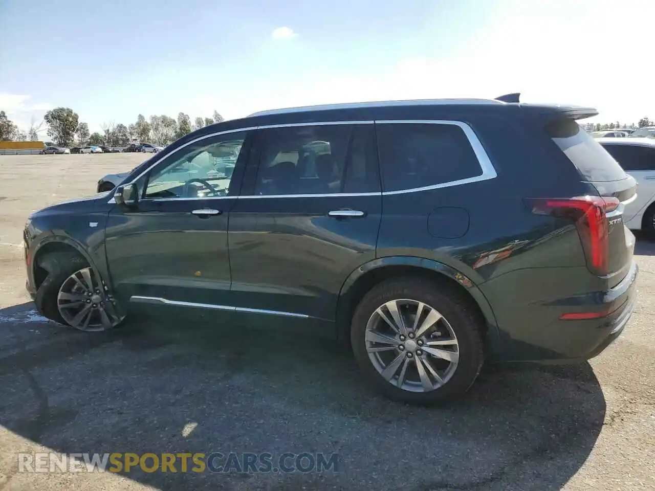 2 Photograph of a damaged car 1GYKPCRS7RZ737726 CADILLAC XT6 2024