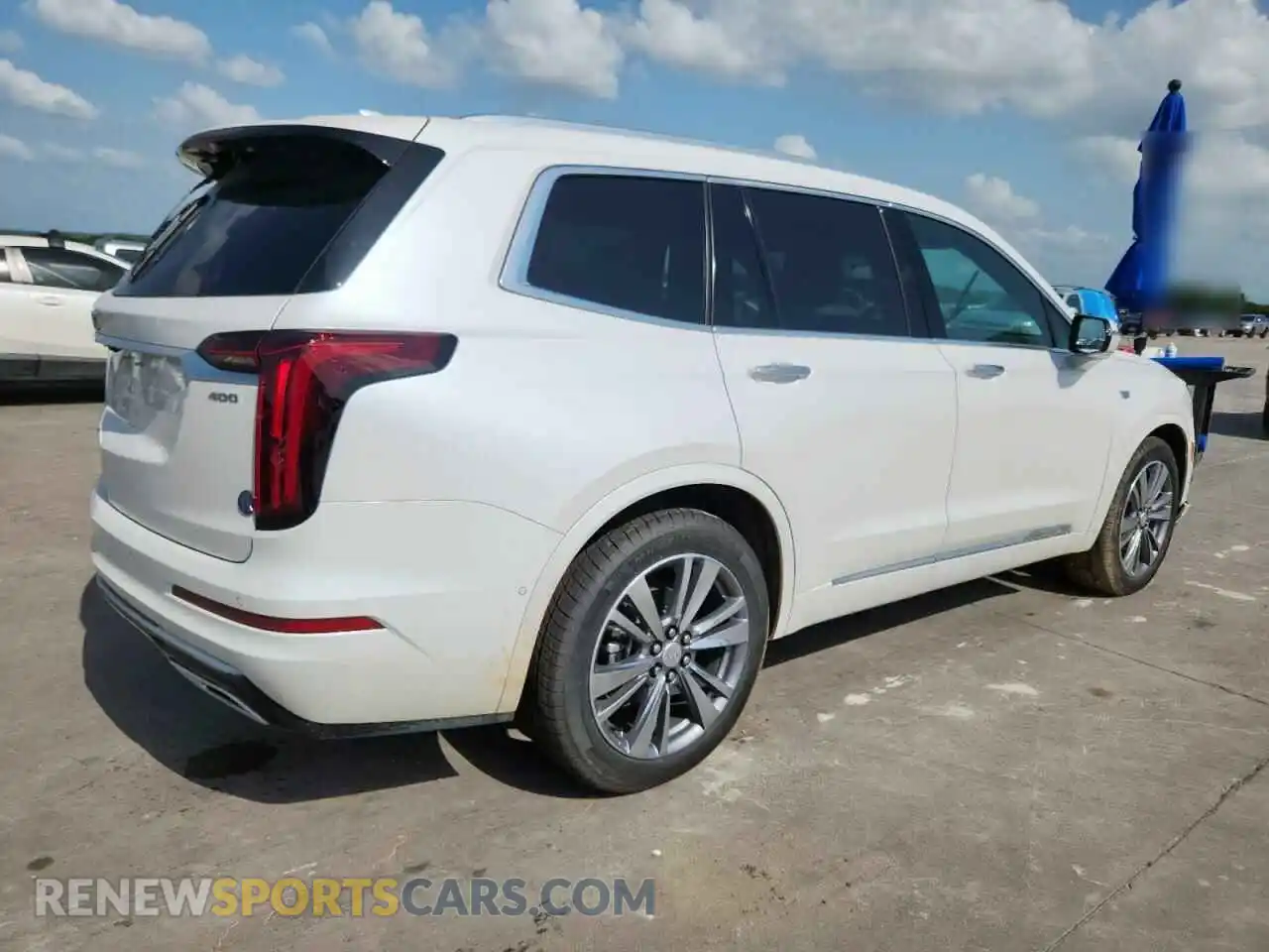 3 Фотография поврежденного автомобиля 1GYKPDRS5SZ136312 CADILLAC XT6 2025