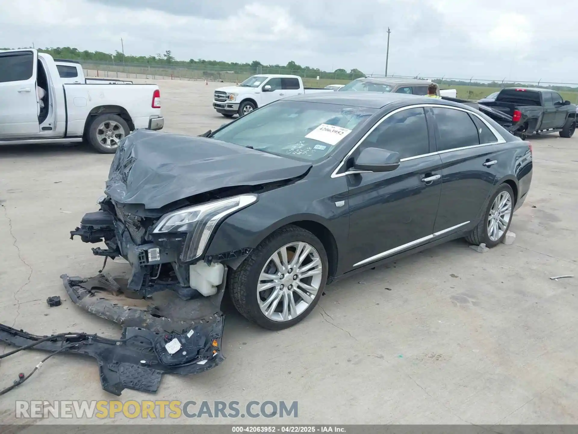 2 Photograph of a damaged car 2G61M5S33K9113899 CADILLAC XTS 2019