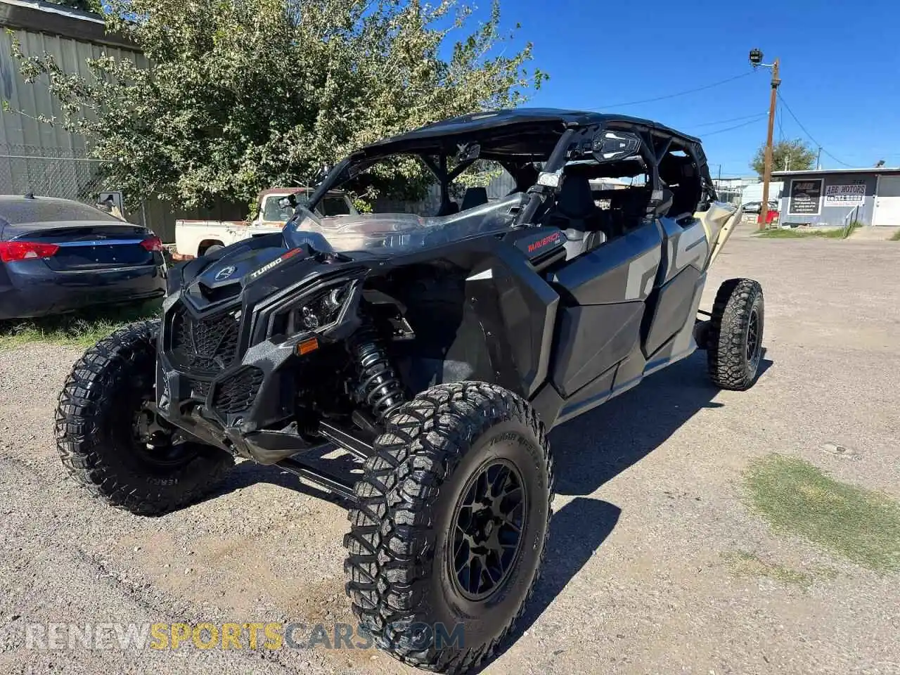 2 fotografías del automóvil dañado 3JBVKAV2XPE000396 CAN-AM SIDEBYSIDE 2023