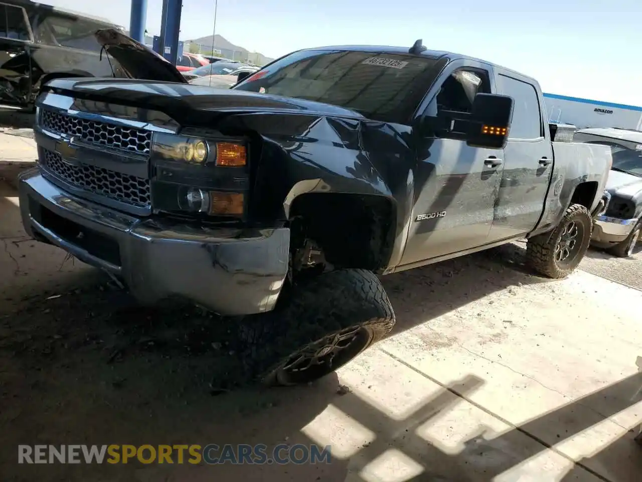 1 Photograph of a damaged car 1GC1KREG6KF172638 CHEVROLET ALL Models 2019