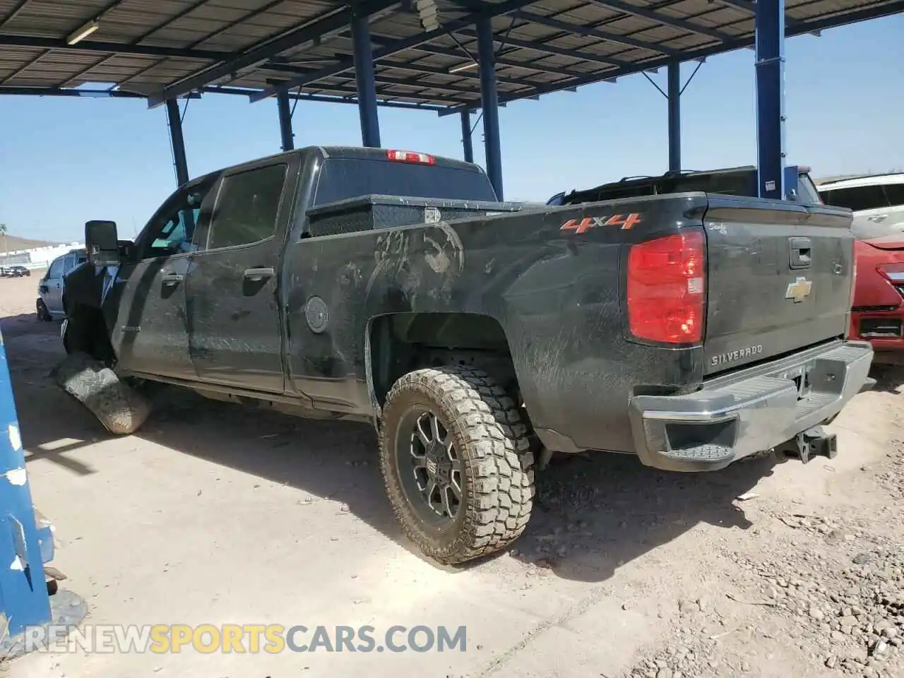 2 Photograph of a damaged car 1GC1KREG6KF172638 CHEVROLET ALL Models 2019