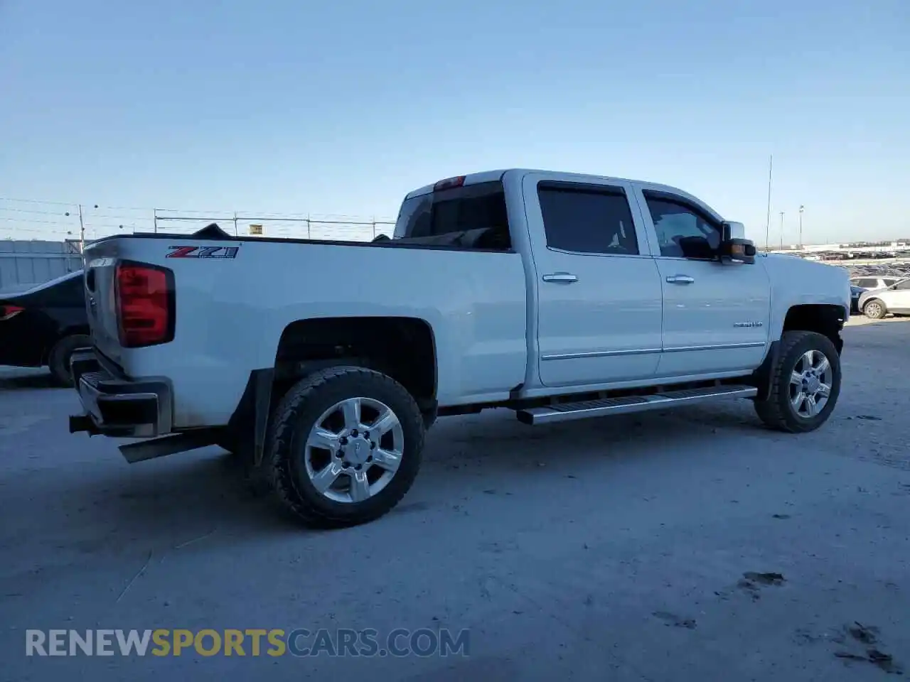 3 Photograph of a damaged car 1GC1KTEG2KF187036 CHEVROLET ALL Models 2019