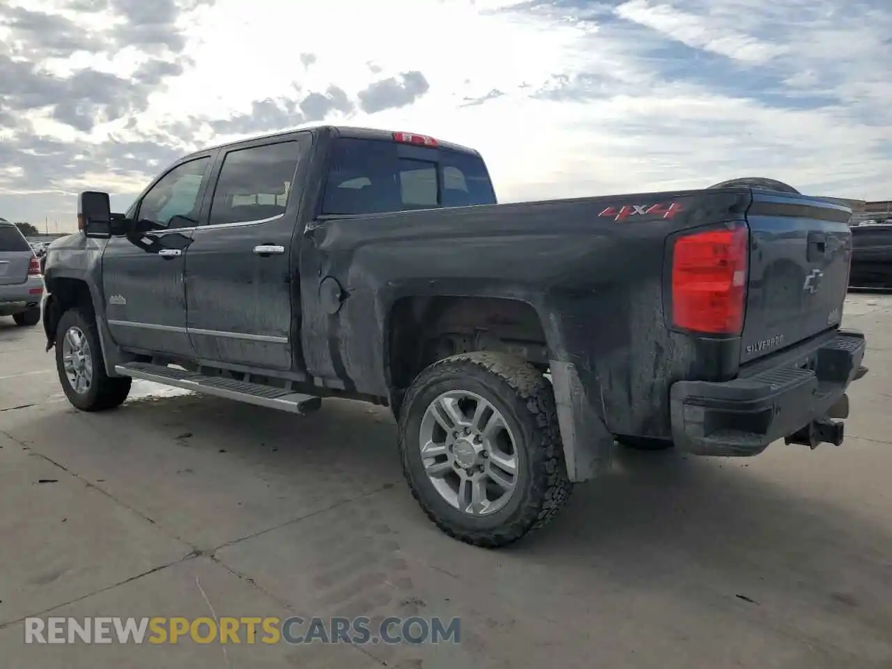 2 Photograph of a damaged car 1GC1KUEY2KF203542 CHEVROLET ALL Models 2019