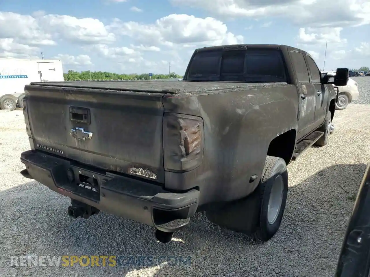 3 Photograph of a damaged car 1GC4KYEY7KF122010 CHEVROLET ALL Models 2019