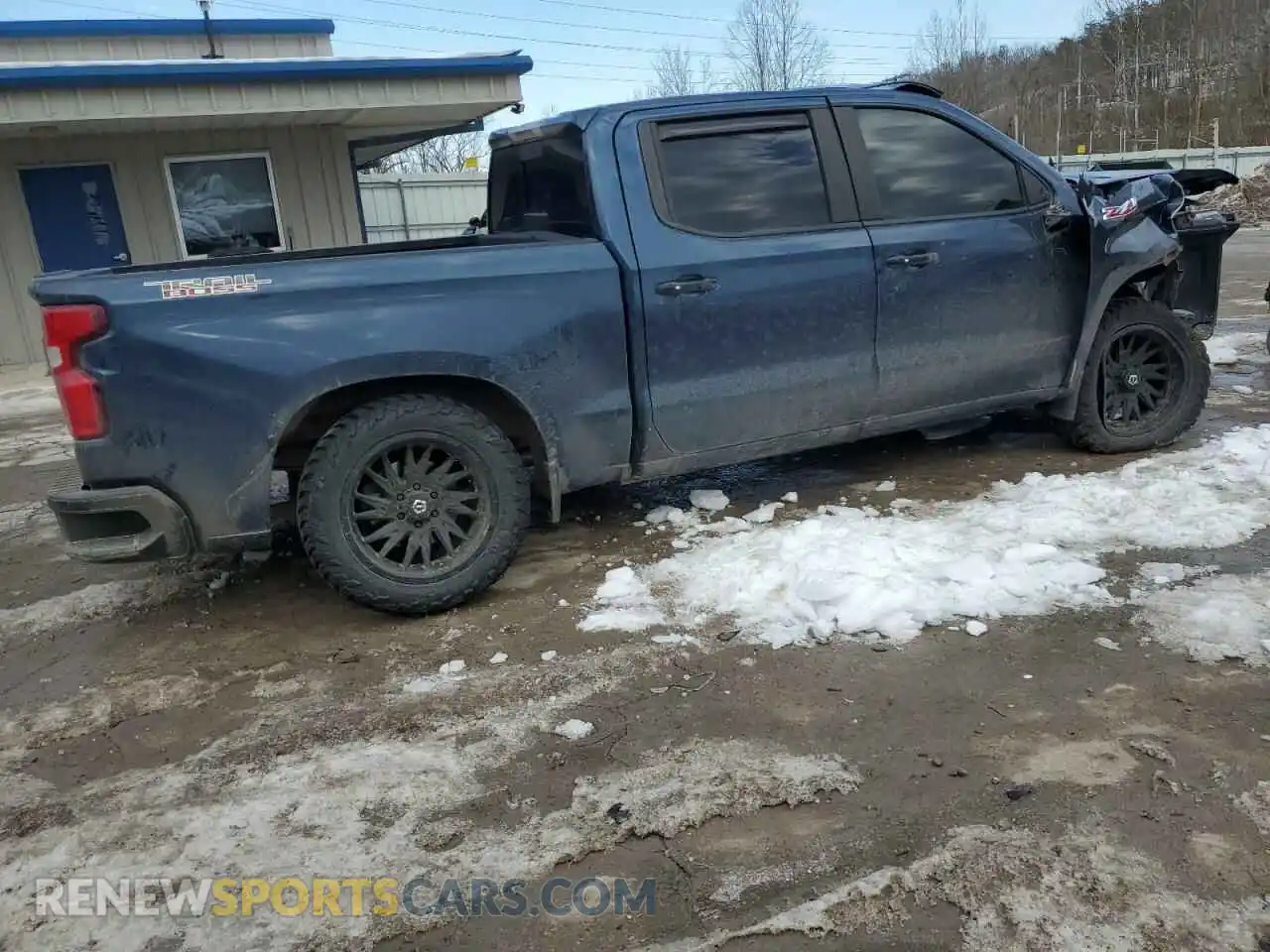 3 Photograph of a damaged car 1GCPYFED0KZ169049 CHEVROLET ALL Models 2019