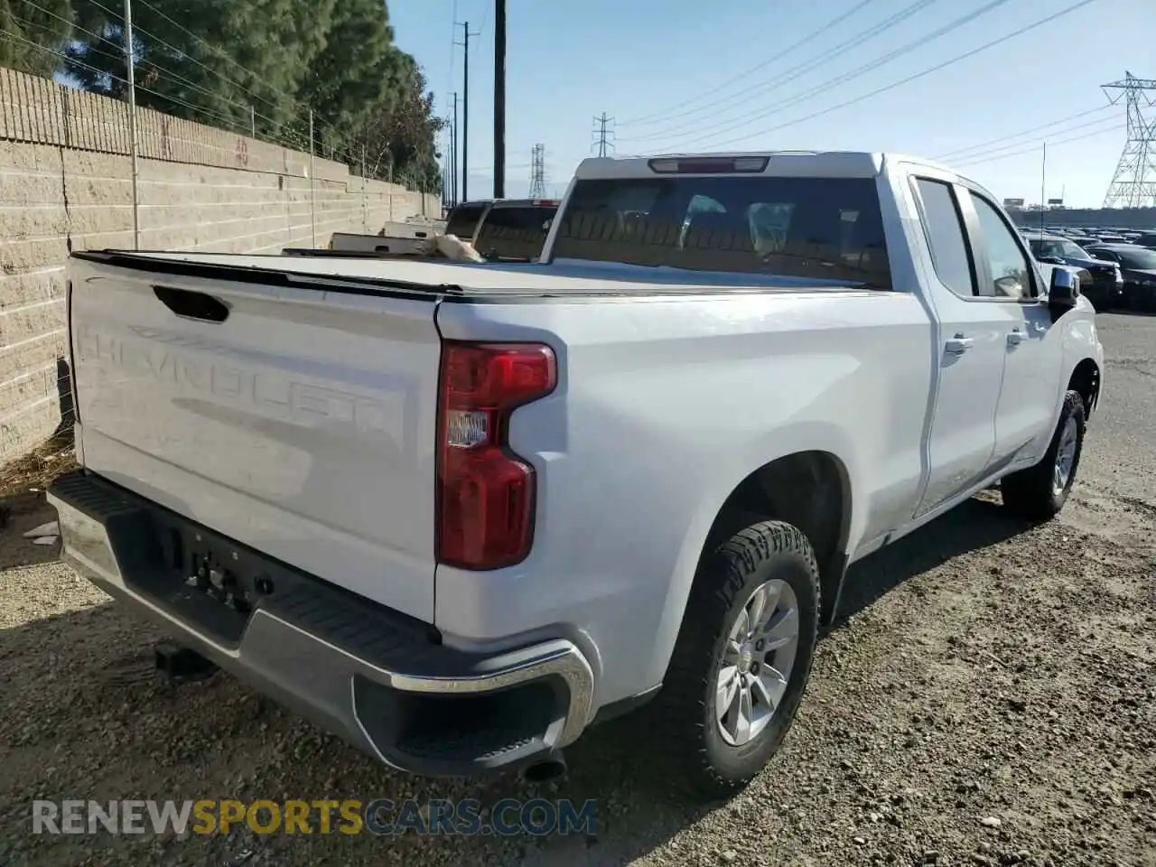 3 Photograph of a damaged car 1GCRWCED2KZ383764 CHEVROLET ALL Models 2019