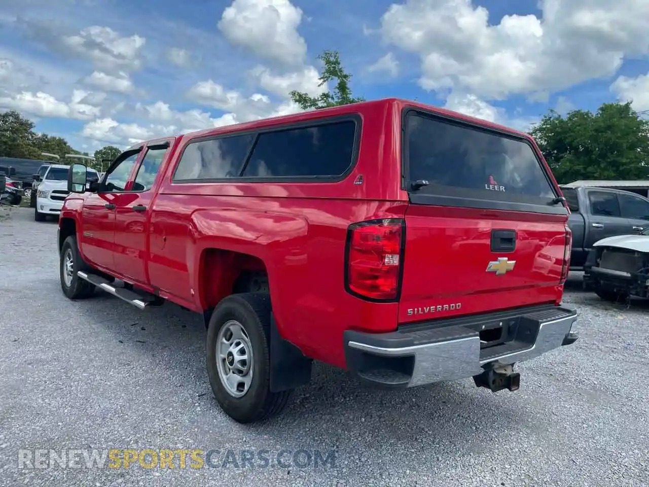 3 Photograph of a damaged car 2GC2CREG9K1116024 CHEVROLET ALL Models 2019