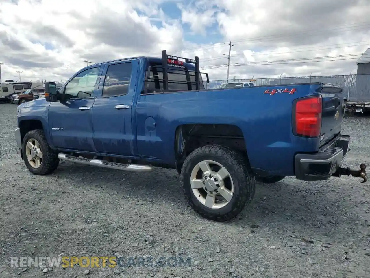 2 Photograph of a damaged car 2GC2KREG9K1121257 CHEVROLET ALL Models 2019