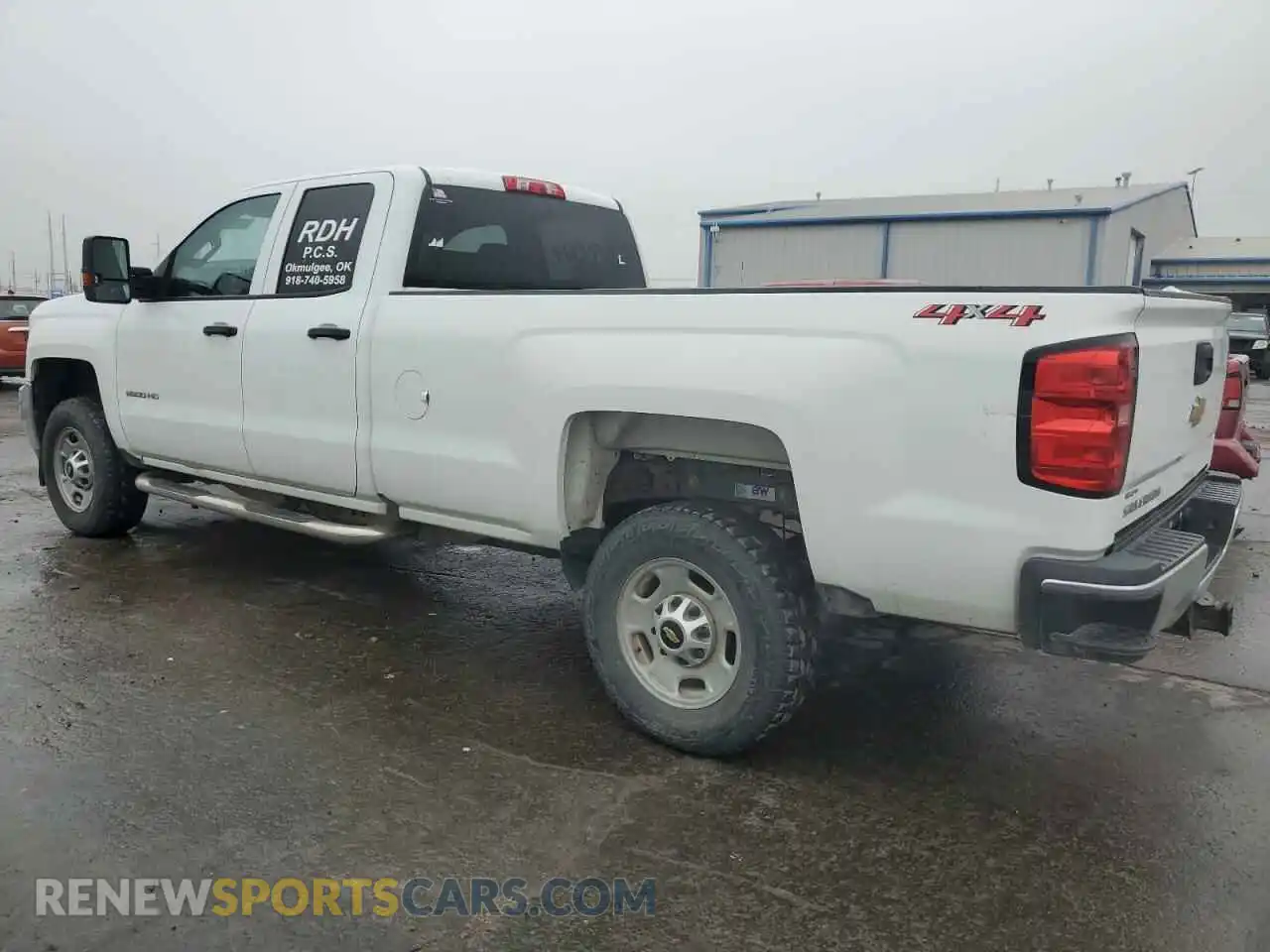 2 Photograph of a damaged car 2GC2KREG9K1157398 CHEVROLET ALL Models 2019